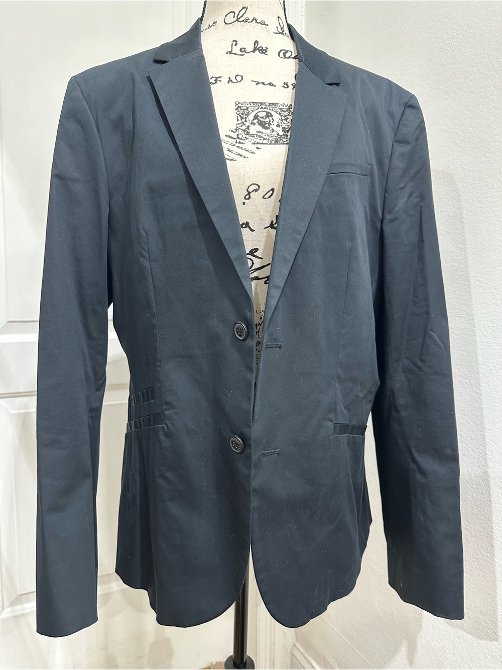 Men's Classic  Blazer - Tailored Two-Button